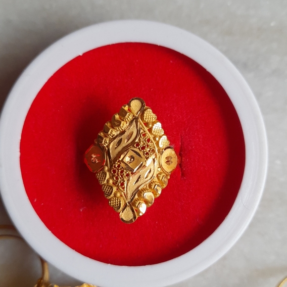 22crt gold jewellery - Picture 16 of 16